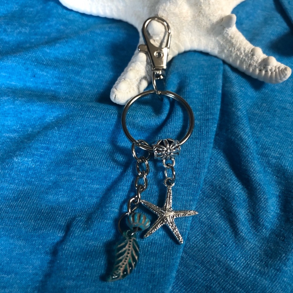 NWT, Handmade by A Charmed Life. Silver Keychain with Beach Themed Charms